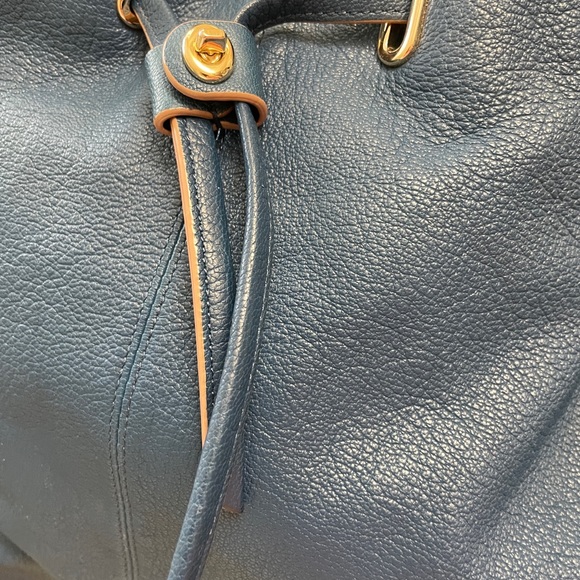 Genuine Coach ‘rare’ blue bucket bag - Picture 6 of 12
